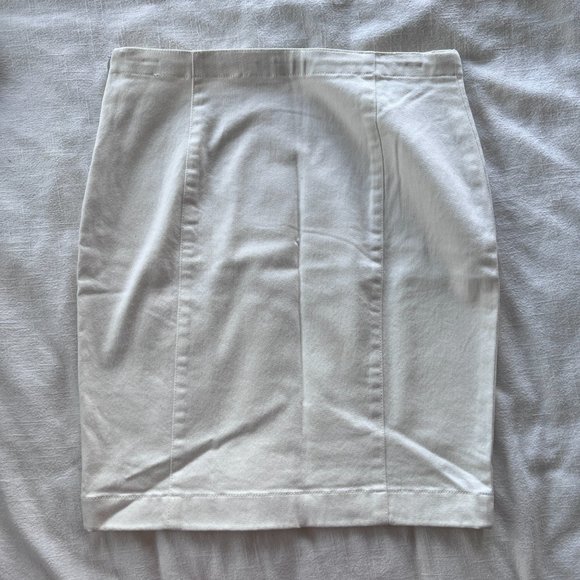 The Row Leone Stretch Denim Pencil Skirt - Picture 3 of 8